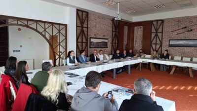 Kayseri Büyükşehir Belediyesi Erciyes A.Ş., Erciyes Kayak Merkezi'ndeki otel yöneticileriyle