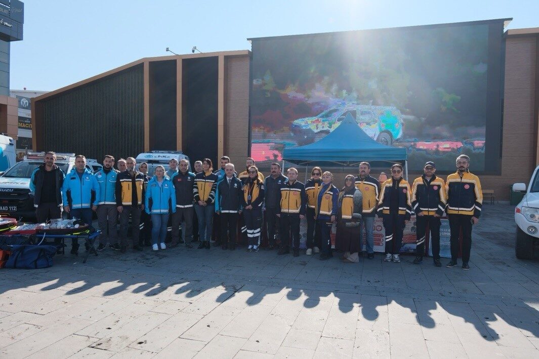 Erzincan’da Acil Sağlık Hizmetleri Haftası Kapsamında UMKE Tanıtım Etkinliği Düzenlendi
