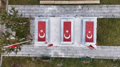 Erzurum Valiliği, 2025 yılında il genelindeki şehitliklerde gerçekleştirilen bakım ve