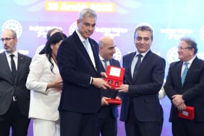 Erzurum’da 856 Yeni Ambulansın Teslim Törenine Sağlık Müdürü Dr. Bedir Katıldı