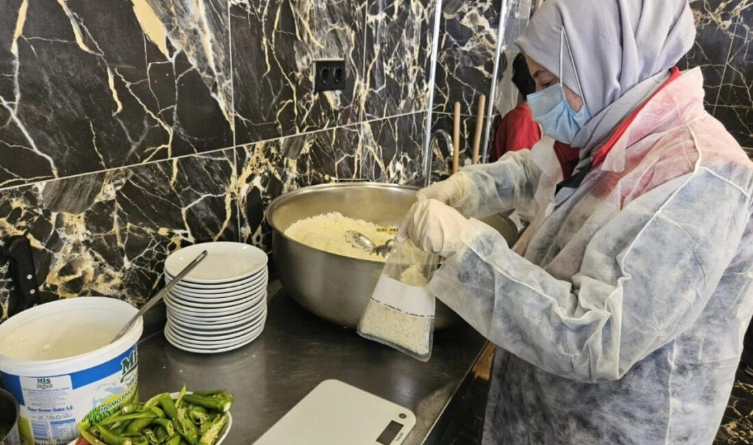 Erzurum’da Gıda Üretim Tesislerine Yönelik Denetimlerde 535 İnceleme Gerçekleştirildi Erzurum'da gıda üretim işletmelerine yönelik denetimler kesintisiz devam ediyor. 28