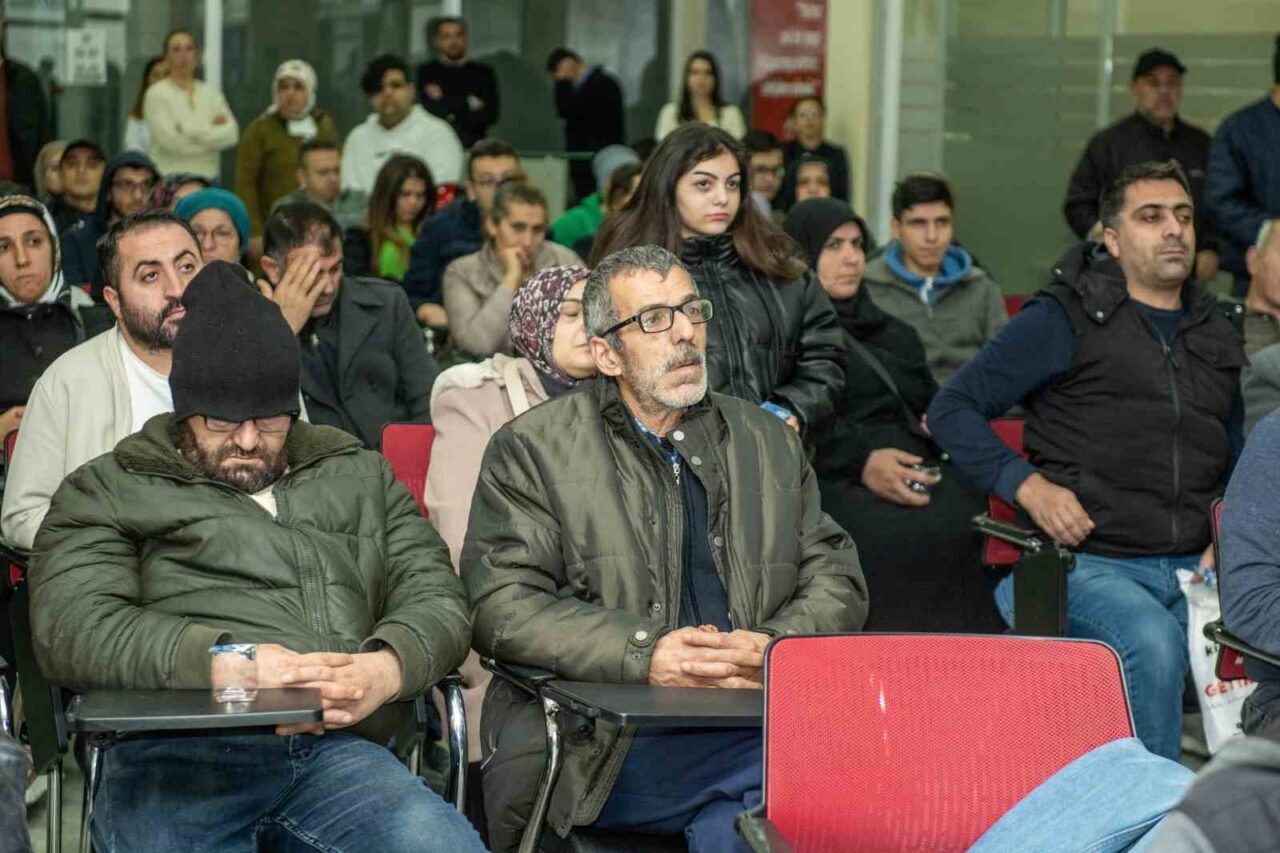 Esenyurt Belediyesi, 3 Aralık Dünya Engelliler Günü’nde Engelli İstihdam Mülakatı Düzenledi