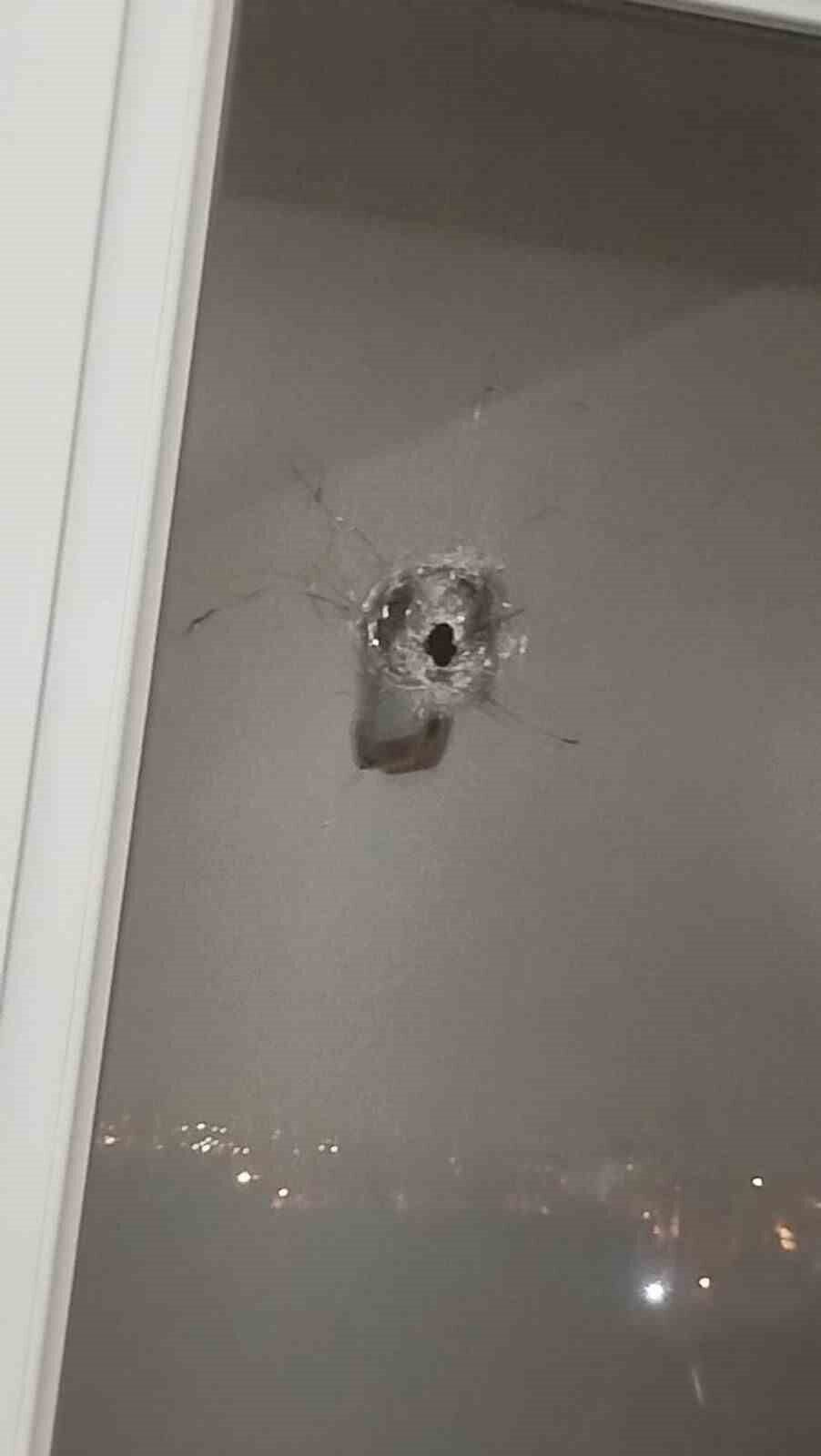 Esenyurt’ta Alkollü Şahıs, Silahla Havaya Ateş Açtı: Olay Sonrası Gözaltına Alındı