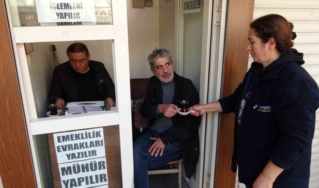 Gaziantep'te yaşayan 50 yaşındaki Gülay Kaya, eşi Ali Kaya'nın çay