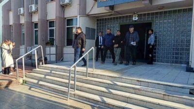 Aydın'ın Efeler ilçesinde, boşanma sürecindeki eşi G.G.'yi adliye önünde bıçaklayan