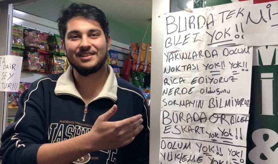 Eskişehir’de Market Sahibi, ESKART Bilet Satışı Konusundaki İsyanını Trajikomik Notlarla Dile Getirdi Eskişehir'deki bir marketin sahibi Berkay Çetinkaya, ESKART satışlarıyla ilgili sıkça
