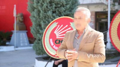 Antalya'nın Serik ilçesinde, eski CHP İlçe Başkanı Ş.Ç., rüşvet suçlamasıyla