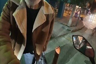 Eskişehir'de bir adam, bulduğu 50 TL'yi kuryeye vererek "Çay iç"