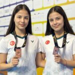 Eskişehirli ikiz kardeşler Yağmur Tuana ve Irmak Rana Yemişen, Avrupa 3’üncüsü oldu.