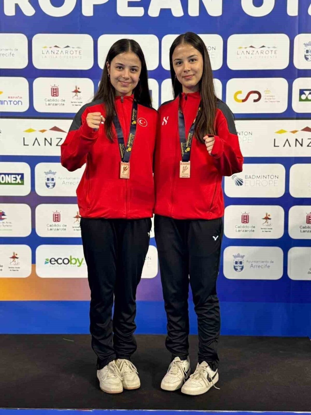 Eskişehirli milli sporcu ikizlerden Avrupa’da önemli başarı