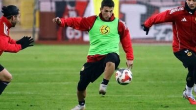 Eskişehirspor, 7 Aralık 2025'te Karşıyaka ile oynayacağı maç için antrenmanlarına