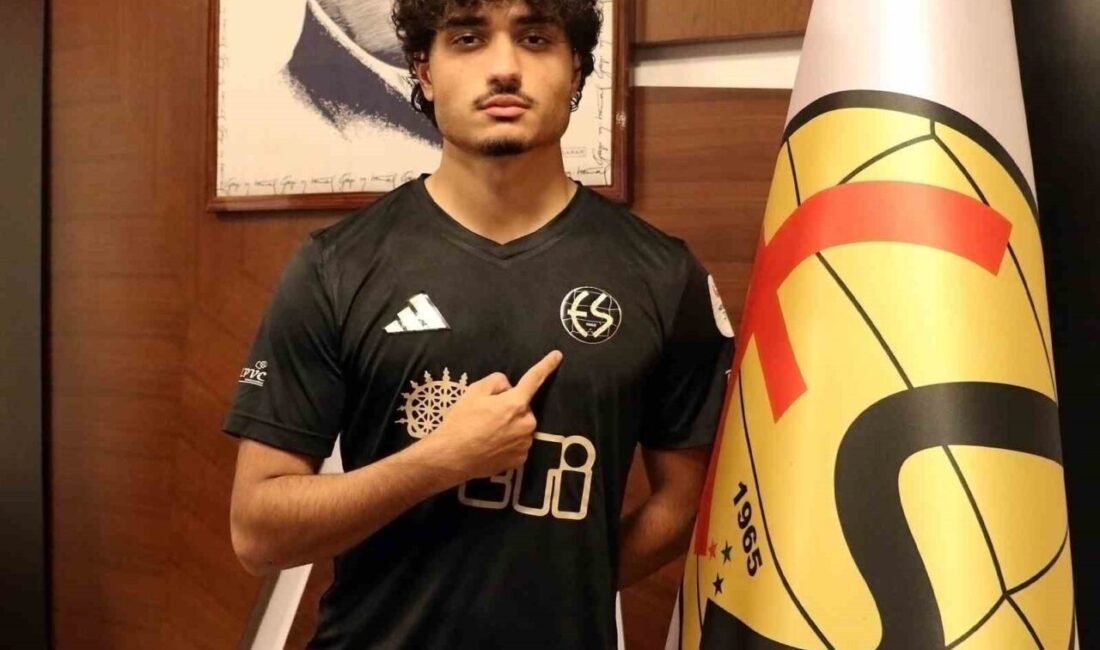 Eskişehirspor, 19 yaşındaki sol bek Samet Can Yılmaz ile sözleşme