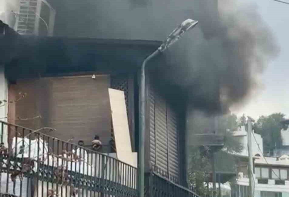 Bodrum'un Eskiçeşme Mahallesi'nde, psikolojik sorunları olduğu iddia edilen H.C., tartışma