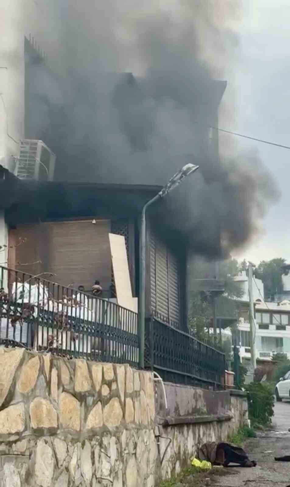 Bodrum'un Eskiçeşme Mahallesi'nde, psikolojik sorunları olduğu iddia edilen H.C., tartışma