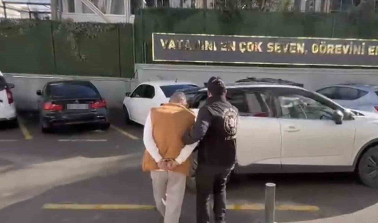 İzmir'in Konak ilçesinde "manda yoğurdu satıyoruz" diyerek yaşlı kadınların evlerine