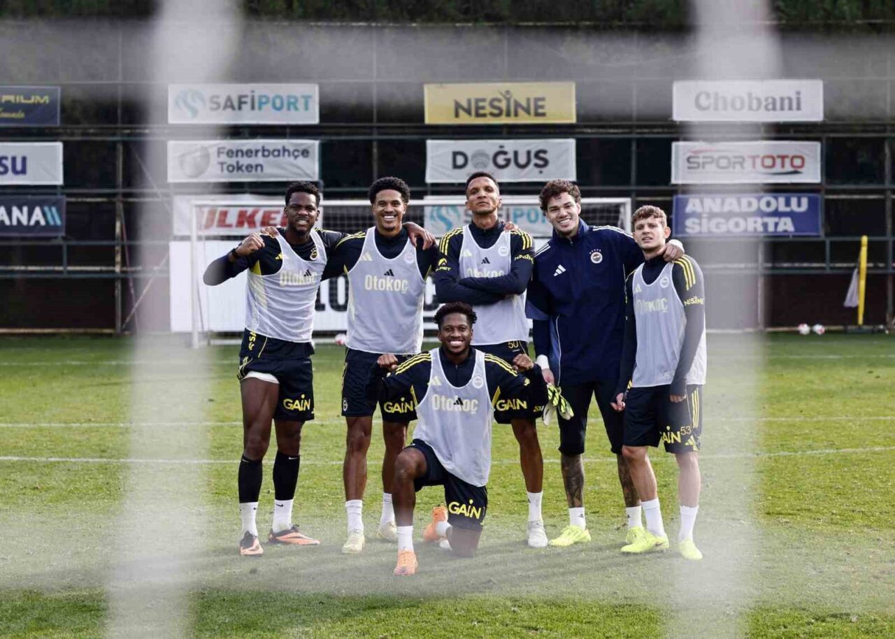 Fenerbahçe, yarın RAMS Başakşehir ile oynayacağı maç için hazırlıklarını Can