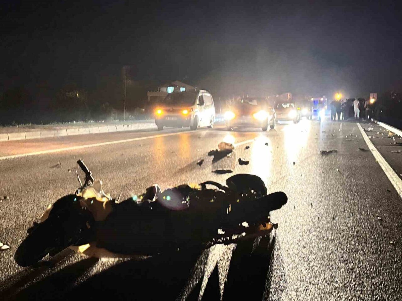 Muğla'nın Fethiye ilçesinde A.Ö.'nün kullandığı hafif ticari araç, yaya yolundan