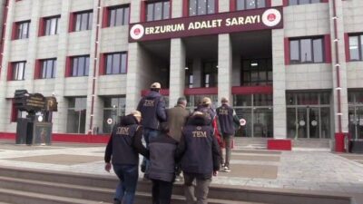 Erzurum'da polis, FETÖ'nün öğrencileri yeniden kazanmaya çalışan üç kişiyi yakaladı.