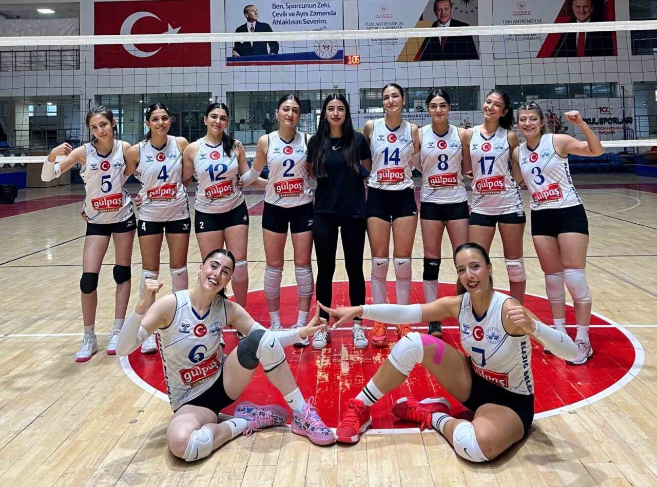 Elazığ Belediyespor Kadın Voleybol Takımı, Hakkari MAEMTAL’i 3-0 yenerek Türkiye