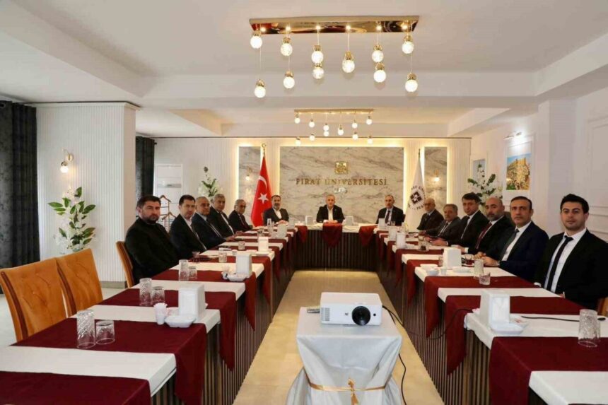 Fırat Üniversitesi 2025 Dış Paydaş Toplantısı düzenlendi.