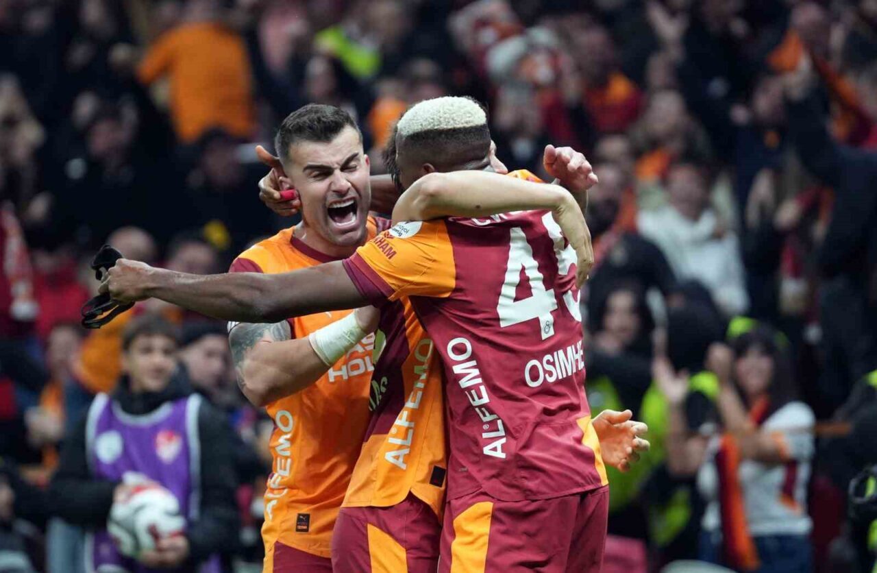 Galatasaray, Samsunspor'u 3-2 yenerek Trendyol Süper Lig'deki evinde yenilmezlik serisini