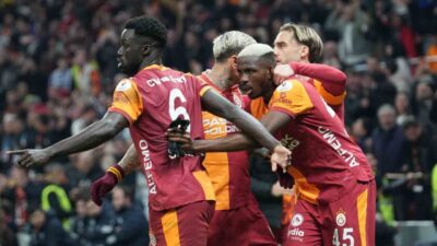 Galatasaray, Trendyol Süper Lig'in 15. haftasında Samsunspor’u 3-2 yenerek üst