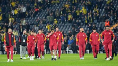 Galatasaray Teknik Direktörü Okan Buruk, Fenerbahçe derbisinde 11'de 3 değişiklik