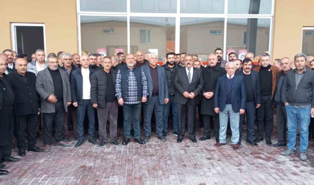 Arif Ede, Malatya Şoförler ve Otomobilciler Odası Başkanlığı İçin Adaylığını Duyurdu Malatya Galericiler Sitesi Başkanı Arif Ede, Ocak ayında gerçekleştirilecek Malatya