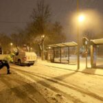 Gaziantep Belediyesi, yoğun kar yağışına karşı önlemler alarak ekiplerini görevlendirdi.