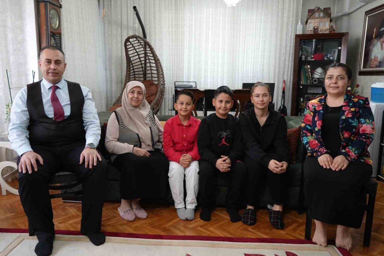 Gaziantep'ten Cihat Arda ve Yusuf Kayra Yüceışık kardeşler, Amerika Matematik