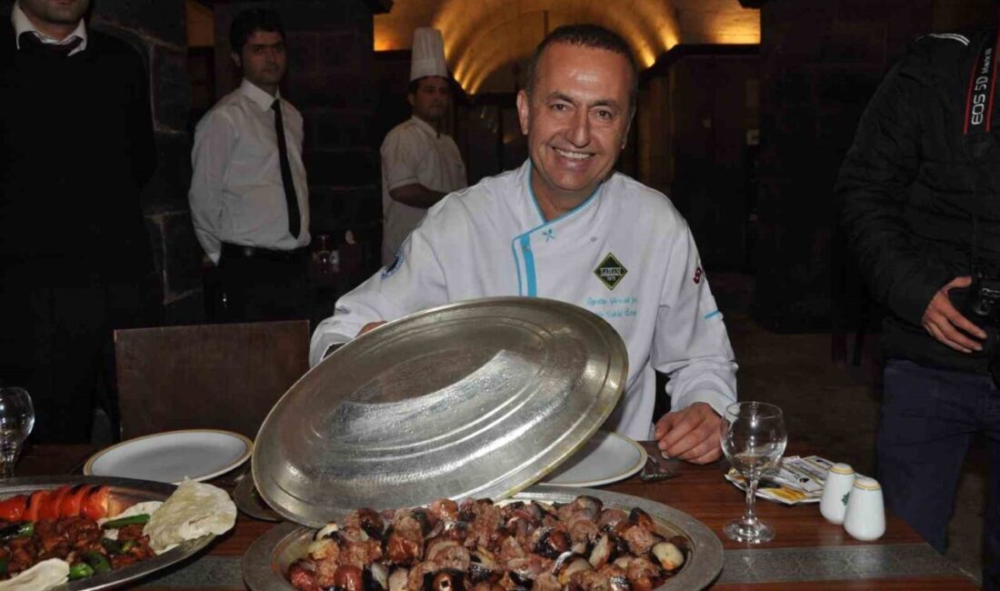 Gaziantep’te Kış Aylarının Vazgeçilmezi Soğan Kebabı Sezonu Açıldı Gaziantep’te kış mevsimiyle birlikte soğan kebabı sezonu açıldı. Anadolu Mutfağını