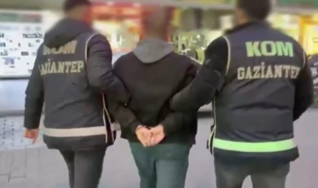 Gaziantep'te yapılan tefecilik operasyonunda, polis ekipleri bir kişiyi gözaltına aldı.