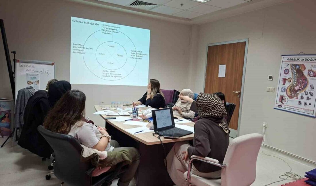 Düzce İl Sağlık Müdürlüğü, anne ve baba adaylarına yönelik yürüttüğü