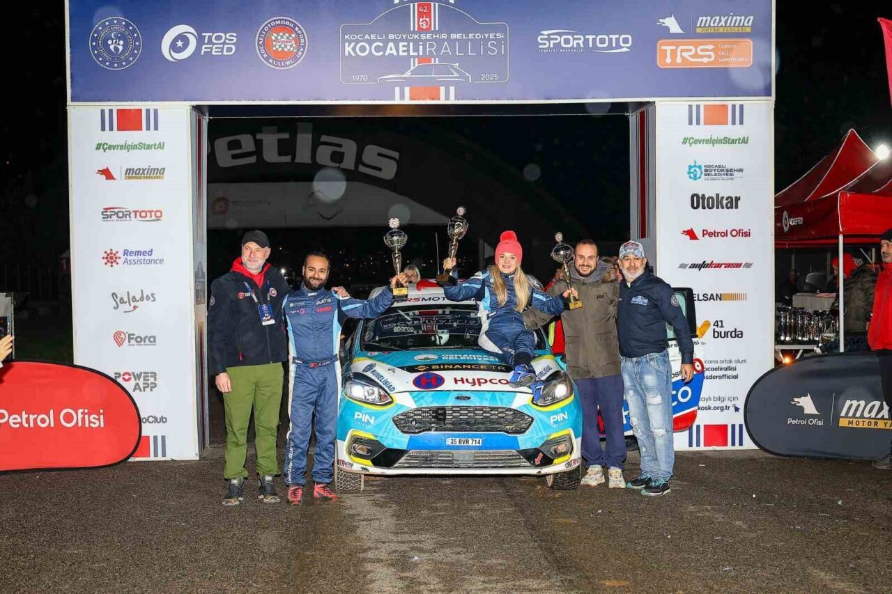 Dünyanın ilk engelli kadın ralli pilotu Kübra Denizci Keskin, Kocaeli'de