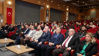 Sinop’ta düzenlenen "Geçmişten Geleceğe Gençlik Köprüsü: Ortak Alfabe" programında, OMÜ
