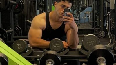 Aydın'ın Söke ilçesinde 29 yaşındaki sporcu Mehmet Dıvarcı, evinde ölü