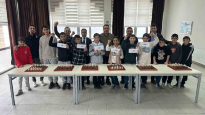 Malatya Büyükşehir Belediyesi, Semt Konakları'nda öğrenciler için bir Satranç Turnuvası