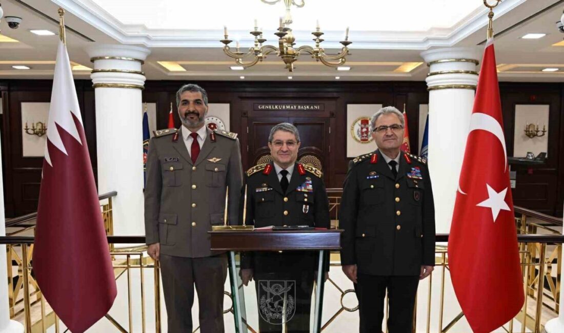 Genelkurmay Başkanı Bayraktaroğlu, Katar Kara Kuvvetleri Komutanı Al-Attiyah’ı Ağırladı Genelkurmay Başkanı Orgeneral Selçuk Bayraktaroğlu, Ankara'da Katar Kara Kuvvetleri Komutanı