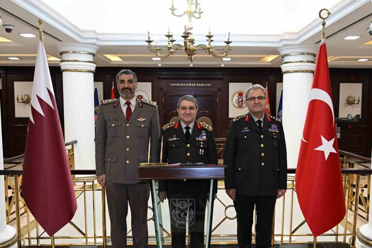 Genelkurmay Başkanı Orgeneral Selçuk Bayraktaroğlu, Ankara'da Katar Kara Kuvvetleri Komutanı