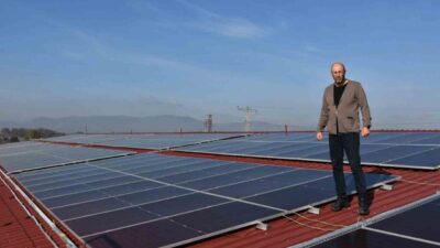 Aydın'ın Germencik ilçesinde, belediye tarafından devreye alınan güneş enerji sistemi,