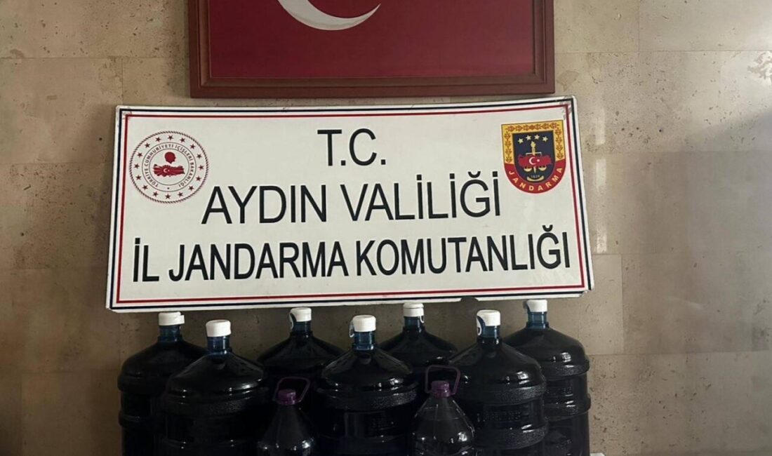Aydın'ın Germencik ilçesinde Kızılcapınar Mahallesi'nde jandarma, kaçak alkol üretimi ve