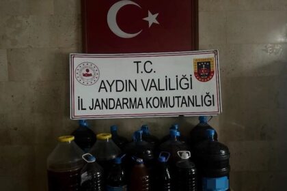 Aydın’ın Germencik ilçesinde jandarmadan kaçak alkol operasyonu: 202 litre el yapımı şarap ele geçirildi.