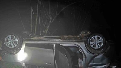 Giresun'un Tirebolu ilçesinde şiddetli yağış nedeniyle kayganlaşan yolda İbrahim Ş.'nin