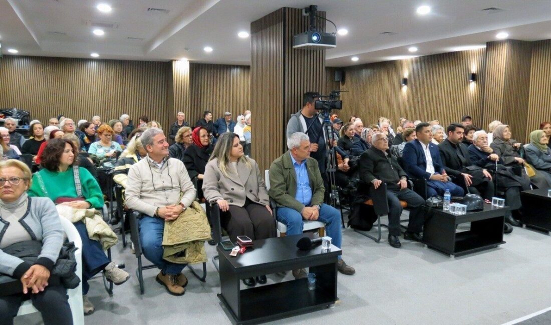 Girit ve Yanyalı Mübadele Temsilcileri, “Parçalanmış Aileler” Belgeseliyle Geçmişi Yeniden Yaşadı Mudanya Giritliler ve Yanyalılar Kültür Derneği, belgesel gösterimiyle geçmişteki göç