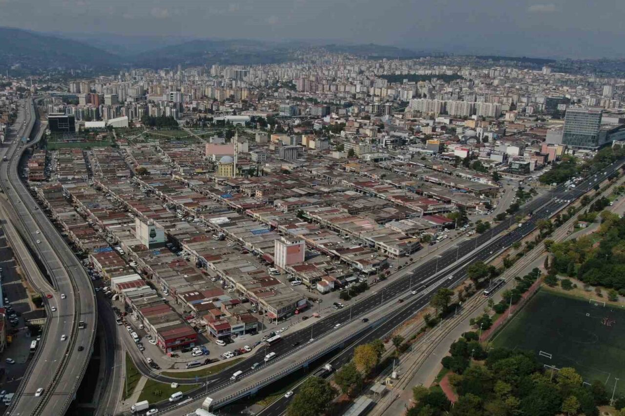 Samsun Büyükşehir Belediyesi'nin "Gülsan Sanayi Dönüşüm Projesi", İstanbul'da düzenlenen zirvede