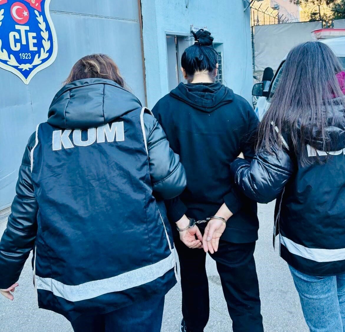 Artvin'de 12 yıl hapis cezası bulunan uyuşturucu suçlusu, Hopa'da düzenlenen