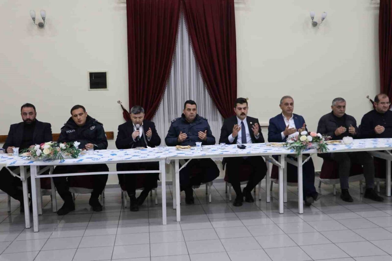 Sivas’ın Gürün ilçesinde, depremde zarar gören Ulu Cami'nin restorasyonu için