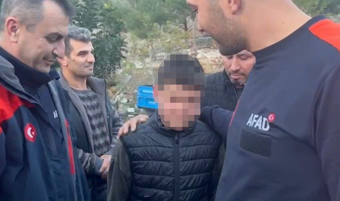 Adana'nın Kozan ilçesinde 13 yaşındaki H.A.A., okuldan çıktıktan sonra kayboldu.