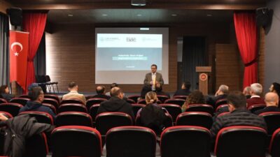 Eskişehir'de "Haberimiz Olsun Projesi" kapsamında gerçekleştirilen toplantıda, okulların sosyal sorumluluk