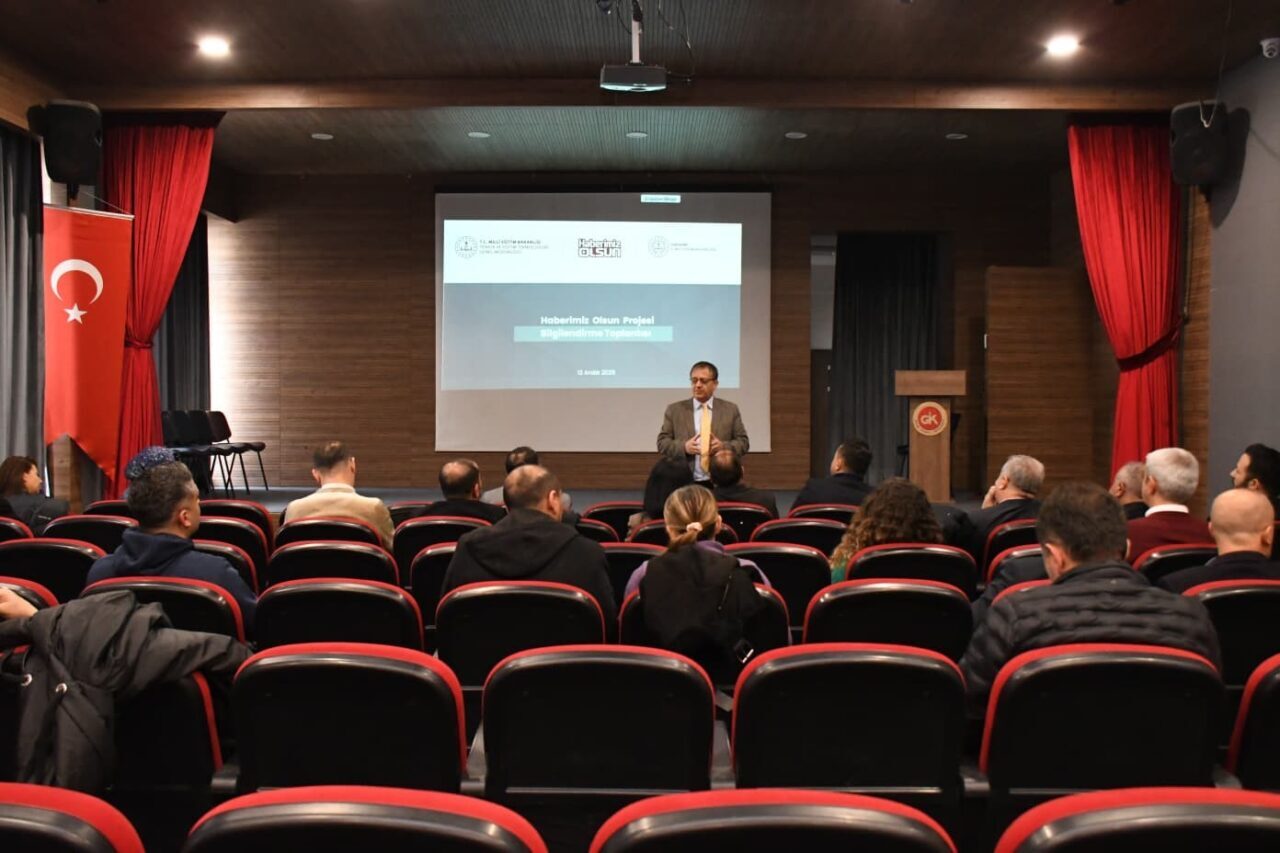 Eskişehir'de "Haberimiz Olsun Projesi" kapsamında gerçekleştirilen toplantıda, okulların sosyal sorumluluk